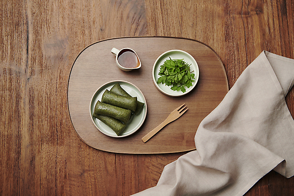 포토 JPG 스튜디오촬영 포크 사람없음 아웃포커스 봄 천 꿀 나무쟁반 나무포크 쑥 쑥떡 나무배경 국내포토 식기 계절 백그라운드 채소 떡 쟁반 촬영기법 실내 목재 직물 파일형식