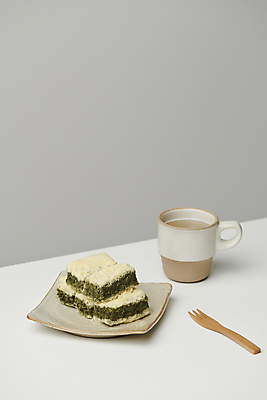 포토 식기 계절 음료 백그라운드 포크 채소 떡 실내 회색 파일형식 회색배경 쑥떡 나무포크 컵 쑥 봄 사람없음 차 스튜디오촬영 JPG 국내포토