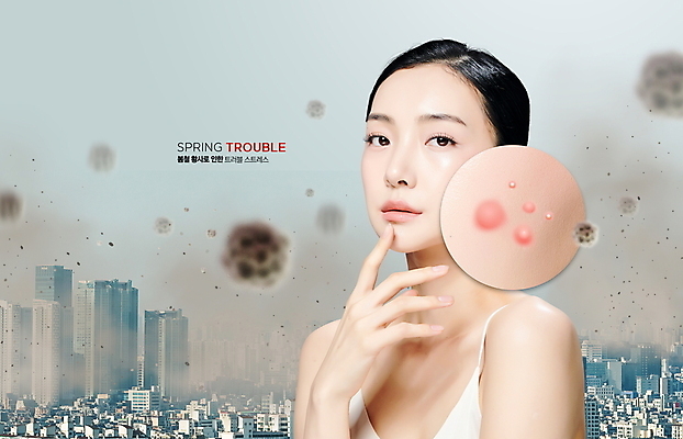 PSD 편집이미지 응시 여자 한명 손짓 상반신 20대 성인 봄 한국인 바이러스 피부 박테리아 여드름 피부질환 염증 트러블 황사 의료성형뷰티 성인여자한명만 미세먼지 이미지편집 1 시선 계절 의학 모션 사람 동양인 청년 신체부위 질병 먼지 여자한명만 성인여자만 파일형식