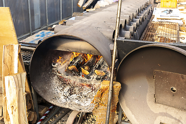 포토 JPG 주간 겨울 이벤트 사람없음 야외 축제 강원도 화로 송어 송어축제 화로구이 지역축제 국내포토 자연요소 그릇 계절 한국 어류 구이 파일형식