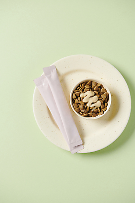 포토 JPG 스튜디오촬영 사람없음 먹이 오브젝트 영양_영양소 펫푸드 애묘간식 고양이먹이 국내포토 실내 애견용품 영양소 파일형식