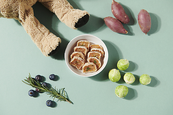 포토 JPG 스튜디오촬영 채소 식재료 사람없음 먹이 오브젝트 강아지인형 애견간식 영양_영양소 펫푸드 국내포토 인형 실내 애견용품 영양소 파일형식