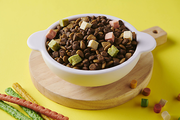 포토 JPG 스튜디오촬영 사람없음 먹이 오브젝트 개사료 애견간식 영양_영양소 펫푸드 국내포토 실내 애견용품 영양소 파일형식