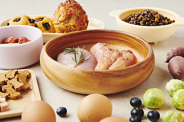 포토 JPG 스튜디오촬영 식재료 건강 육류 근접촬영 사람없음 먹이 오브젝트 애견간식 영양_영양소 펫푸드 국내포토 뷰포인트 실내 애견용품 영양소 파일형식