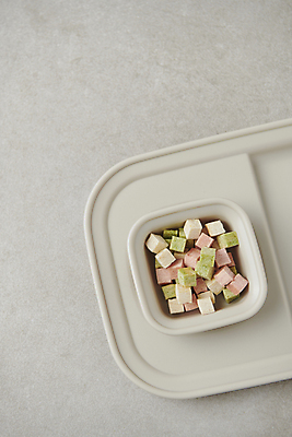 포토 JPG 스튜디오촬영 사람없음 먹이 오브젝트 애견간식 영양_영양소 펫푸드 국내포토 실내 애견용품 영양소 파일형식