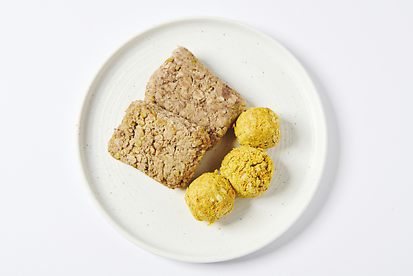 포토 JPG 스튜디오촬영 사람없음 하이앵글 먹이 오브젝트 영양 애견간식 영양소 핸드메이드 펫푸드 국내포토 뷰포인트 실내 애견용품 파일형식