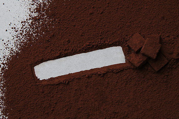 포토 JPG 스튜디오촬영 디저트 발렌타인데이 사람없음 갈색 초콜릿 코코아가루 생초콜릿 파베초콜릿 국내포토 음식 컬러 데이이벤트 실내 가루 파일형식