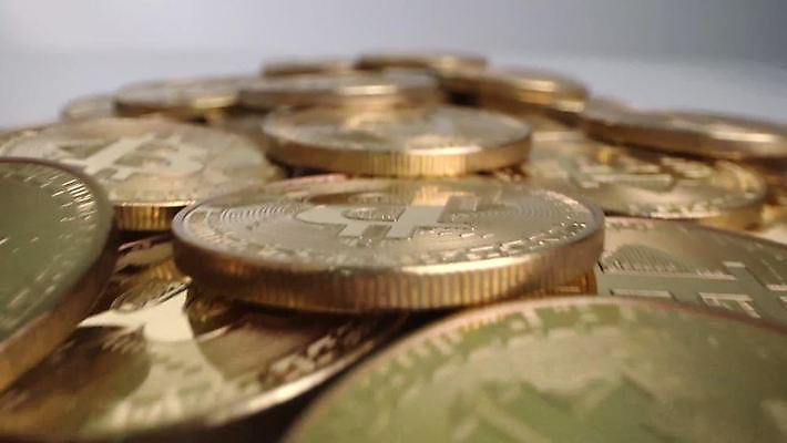 스튜디오촬영 손 비즈니스 근접촬영 신체부위 동전 놓기 4K MP4 MOV 국내동영상 클립영상 뷰포인트 돈 모션 실내 사람 동영상 파일형식