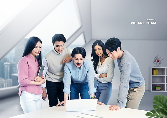 PSD 편집이미지 응시 여자 남자 회사 비즈니스 탁자 회의 협력 실내 들기 여러명 20대 성인 30대 노트북 태블릿 팔짱 한국인 도시 직장인 손짚기 성인만 어깨에손 이미지편집 직업 시선 가구 다수 모션 사람 동양인 손짓 청년 내부 장년 전자제품 스마트기기 파일형식