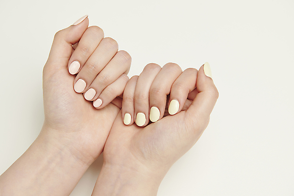 포토 JPG 스튜디오촬영 손 실내 근접촬영 신체부위 하이앵글 뷰티 네일아트 매니큐어 네일용품 국내포토 뷰포인트 사람 내부 화장품 미용용품 파일형식