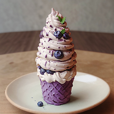 JPG 스튜디오촬영 편집이미지 접시 사람없음 달콤 블루베리 아이스크림콘 콘아이스크림 소프트아이스크림 편집실사 AI포토 AI콘텐츠 식기 과일 아이스크림 실내 맛 CG 콘 파일형식