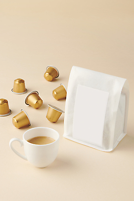 포토 JPG 스튜디오촬영 커피 사람없음 커피잔 에스프레소 원두봉투 홈카페 에스프레소잔 캡슐커피 국내포토 음료 봉투 잔 실내 카페 파일형식