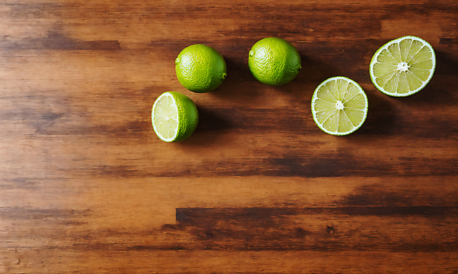 JPG 스튜디오촬영 편집이미지 단면 사람없음 나뭇결 슬라이스 라임 카피스페이스 편집실사 AI포토 AI콘텐츠 과일 실내 공백 CG 파일형식