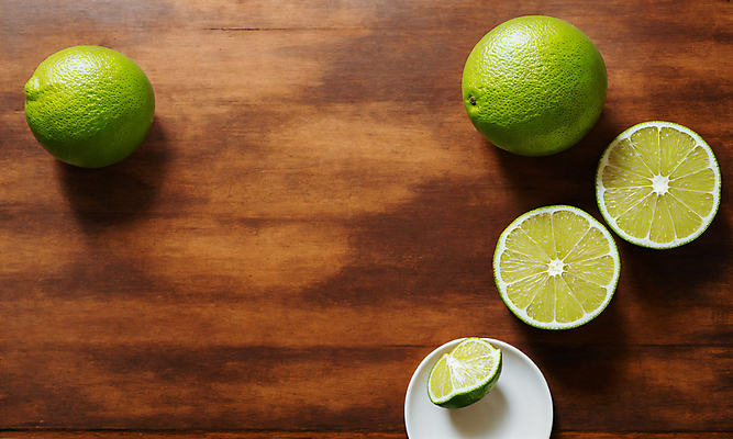 JPG 스튜디오촬영 편집이미지 단면 사람없음 나뭇결 슬라이스 라임 카피스페이스 편집실사 AI포토 AI콘텐츠 과일 실내 공백 CG 파일형식