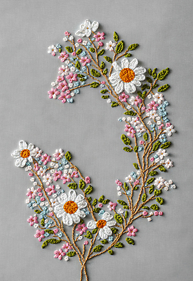 JPG 스튜디오촬영 편집이미지 꽃 나뭇잎 사람없음 실 자수 수공예 편집실사 AI포토 AI콘텐츠 식물 잎 실내 공예 CG 파일형식