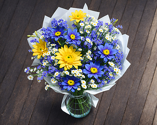 JPG 편집이미지 꽃다발 국화 실내 사람없음 꽃병 데이지 거베라 생화 편집실사 AI포토 AI콘텐츠 꽃 내부 CG 파일형식