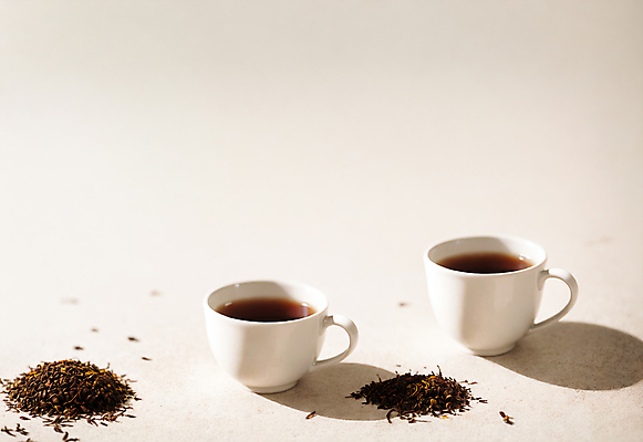 JPG 편집이미지 실내 사람없음 차 찻잔 오브젝트 찻잎 편집실사 AI포토 AI콘텐츠 음료 잔 내부 차_음료 CG 파일형식