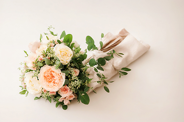 JPG 편집이미지 꽃 부케 결혼 사람없음 디지털합성 결혼소품 편집실사 AI포토 AI콘텐츠 식물 꽃다발 이벤트 CG 오브젝트 파일형식