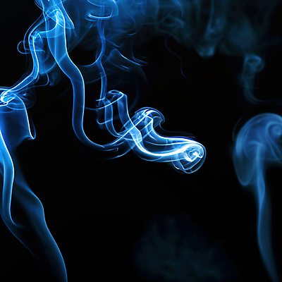 JPG 편집이미지 추상 사람없음 파란색 연기 디지털합성 스모크 카피스페이스 이미지편집 편집실사 AI컴퓨터그래픽 AI콘텐츠 컬러 무늬 공백 CG 파일형식