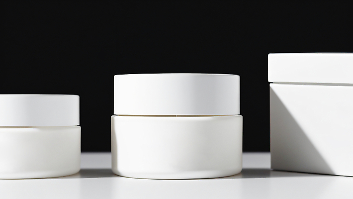 JPG 편집이미지 사람없음 뷰티 화장품 흰색 세개 디지털합성 오브젝트 심플 목업 미니멀 편집실사 AI포토 AI콘텐츠 컬러 3 CG 파일형식