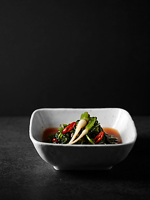 포토 JPG 접시 한식 음식 반찬 사람없음 열무김치 열무 플레이팅 국내포토 식기 김치 무 상차림 파일형식