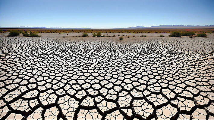 JPG 편집이미지 하늘 건조 풍경 사람없음 균열 땅 자연재해 가뭄 편집실사 AI포토 AI콘텐츠 모션 날씨 CG 재해 파일형식