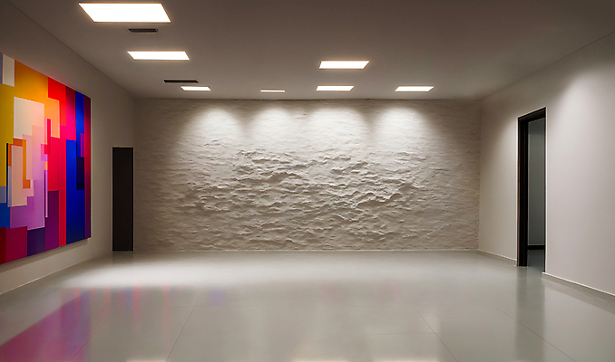 JPG 편집이미지 벽 액자 조명 사람없음 인테리어 공간 미술관 디지털합성 모던 그림 작품 편집소스 편집실사 AI포토 AI콘텐츠 디자인 미술 CG 파일형식