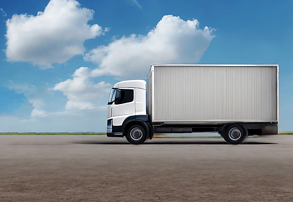 JPG 구름 편집이미지 도로 하늘 풍경 사람없음 배송 디지털합성 택배 화물트럭 편집소스 탑차 편집실사 AI포토 AI콘텐츠 자연요소 길 교통시설 트럭 운송업 CG 파일형식