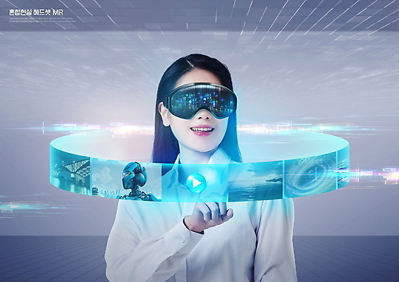 PSD 편집이미지 여자 한명 상반신 20대 성인 스마트기기 디지털 스크린 헤드셋 터치 한국인 과학기술 사이버 스마트 로봇 재생 착용 홀로그램 웨어러블 증강현실 스마트안경 성인여자한명만 이미지편집 1 안경 음향기기 컨셉 기술 사람 동양인 청년 전자제품 헤드폰 여자한명만 성인여자만 파일형식