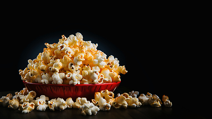 JPG 편집이미지 사람없음 바구니 검은색 오브젝트 담기 팝콘 편집실사 AI포토 AI콘텐츠 컬러 모션 CG 파일형식