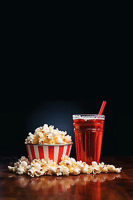 JPG 편집이미지 사람없음 오브젝트 담기 콜라 팝콘 편집실사 AI포토 AI콘텐츠 모션 CG 탄산음료 파일형식