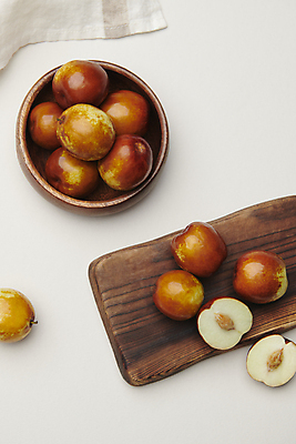 포토 JPG 스튜디오촬영 접시 열매 식재료 사람없음 하이앵글 가을 신선 유기농 담기 나무그릇 나무도마 사과대추 국내포토 식물 그릇 식기 웰빙 계절 뷰포인트 모션 도마 실내 목재 대추 파일형식