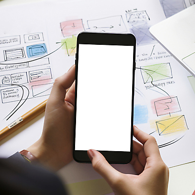 JPG 편집이미지 손 프레임 들기 신체부위 스마트폰 펜 스크린 자료 그림 문서 합성 목업 편집소스 편집실사 AI인물포토 AI콘텐츠 모션 사람 핸드폰 스마트기기 필기구 CG 파일형식 AI포토