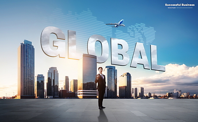 전신 PSD 구름 편집이미지 남자 세계지도 비즈니스 하늘 비행기 한명 서기 손짓 빌딩 20대 성인 타이포그라피 건물 파란색 글로벌 한국인 도시 비즈니스맨 성인남자한명만 이미지편집 자연요소 문자 1 건축물 컬러 지도 항공교통 모션 대중교통 사람 동양인 청년 세계 직장인 남자한명만 성인남자만 파일형식