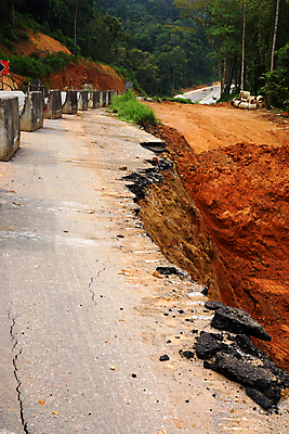 포토 JPG 해외이미지 도로 지구 선 모래 백그라운드 패턴 부분 자연 표면 경고 사람없음 야외 초록색 갈색 환경 검은색 흙 손상 회색 껍질 흰색 잡초 거친 틈 위험 아래 생태계 질감 점토 다리찢기 내추럴 나쁜 단절 땅바닥 썩음 지질학 막 해외202004 무너짐 해외포토 식물 교육 길 컬러 컨셉 무늬 교통시설 모션 바닥 방향 위치 파일형식