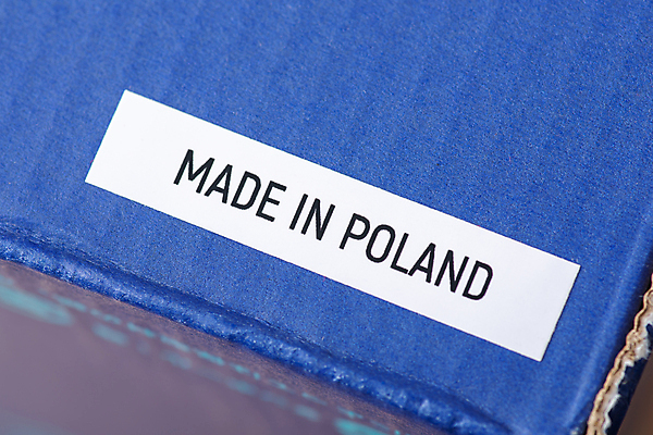 포토 JPG 해외이미지 라이프스타일 종이 백그라운드 운동화 신발 포장 새로움 사람없음 파란색 상자 상점 재활용 쌍 닫기 상품 가죽 오브젝트 패키지 폴란드 판지 양발 스타일 해외202309 해외포토 유럽 컬러 컨셉 모션 생활 친환경 파일형식