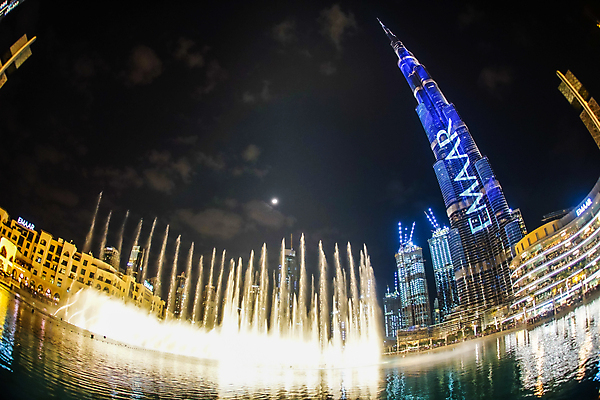 포토 JPG 해외이미지 중동 조명 이벤트 사람없음 고층빌딩 분수 아랍에미리트 두바이 아랍어 해외202309 해외포토 나라 빌딩 파일형식