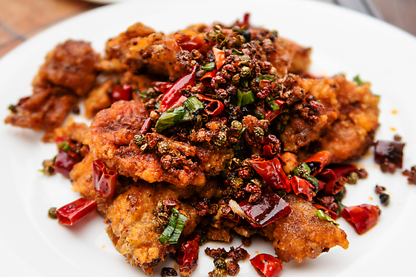 포토 JPG 해외이미지 음식 태국 고추 마늘 요리 동양인 사람없음 빨간색 초록색 식당 식사 저녁식사 중국 튀김 게 껍질 뜨거움 맛 해산물 향신료 매움 소금 부드러움 후추 점심식사 깊이 절임 맛있는 해외202309 해외포토 아시아 컬러 컨셉 채소 갑각류 인종 상점 감각 향미료 파일형식