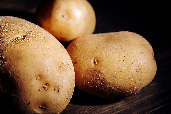 포토 JPG 해외이미지 전통 잡화 채소 재료 전구 감자 건강 종류 요리 사람없음 목재 쌓기 주방 식당 어둠 수확 시골 신선 그룹 시장 황금 닫기 상품 메뉴 에코 질감 날것 뿌리 레시피 슈퍼마켓 점심식사 바이오 밭일 생태학 영양분 정물화 채식주의자 탄수화물 비건 나무배경 해외202309 해외포토 나무 교육 백그라운드 농업 모션 환경 상점 식사 그림 채식 파일형식