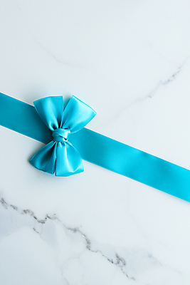 포토 JPG 해외이미지 리본 하늘색 백그라운드 사람없음 고급 실크 대리석 해외202309 해외포토 컨셉 재료 파란색 직물 파일형식