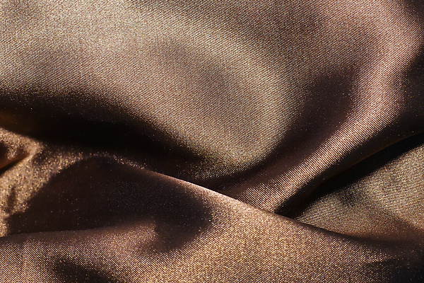 포토 JPG 해외이미지 디자인 옷 파도 컬러 백그라운드 컨셉 크리스마스 패턴 곡선 벽지 바람 추상 발렌타인데이 미술 사람없음 장식 빛 뷰티 갈색 유행 보라색 검은색 낭만 흐름 흰색 직물 커튼 황금 고급 우아함 매끈함 실크 질감 캔버스 부드러움 고립 접기 벨벳 해외202309 해외포토 자연요소 기념일 선 바다 무늬 모션 데이이벤트 날씨 문화예술 감각 파일형식