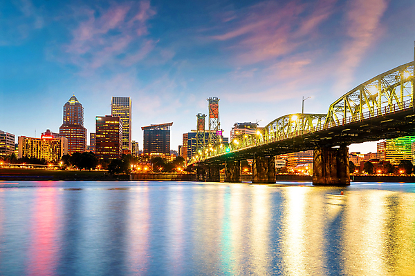 포토 JPG 해외이미지 여행 비즈니스 건축양식 하늘 풍경 사람없음 야외 건물 강 도시풍경 사무실 고층빌딩 미국 황혼 일몰 새벽 도시 센터 도심 야간 타운 스카이라인 해외202309 해외포토 자연요소 건축물 건축 북아메리카 빌딩 노을 파일형식