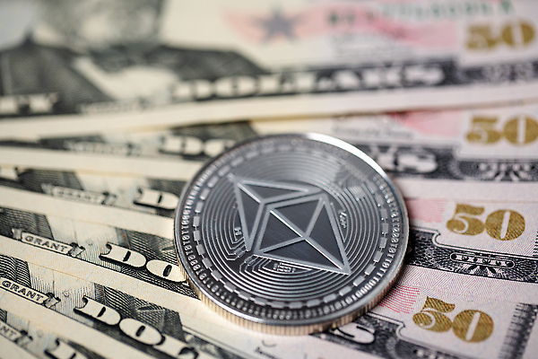 포토 JPG 해외이미지 지폐 사람없음 달러 동전 주식 투자 가상화폐 해외202309 해외포토 돈 비즈니스 금융 파일형식