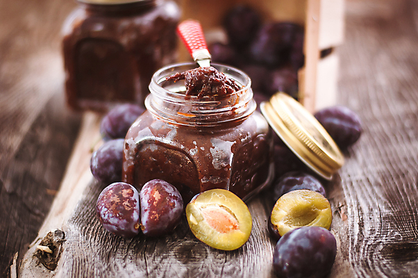 포토 JPG 해외이미지 전통 계절 음식 백그라운드 과일 재료 자연 유리 탁자 디저트 건강 사람없음 목재 빨간색 파란색 우주 숟가락 보라색 펼침 시골 신선 항아리 사발 달콤 맛 아침식사 잼 유기농 젤리 통조림 자두 내추럴 마멀레이드 숙성 채식주의자 핸드메이드 해외202309 해외포토 나무 웰빙 컬러 가구 컨셉 모션 재질 수저 식사 도자기 사기그릇 소스_음식 생태계 채식 파일형식