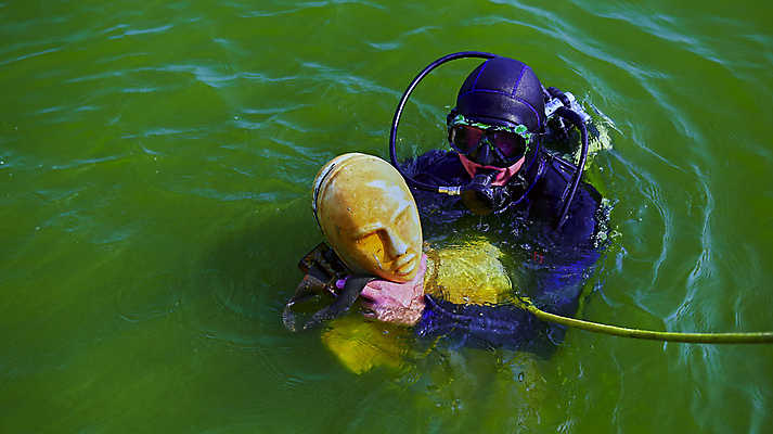 포토 JPG 해외이미지 길 스포츠 포즈 교실 휴식 건강 가면 안전 사람 정장 사람없음 운동 수중 수영 젖음 긴급 그룹 구출 잠수부 호흡 강의 사건 다이빙 시력 탱크 영웅 주인 순찰 안전요원 헬프 해외202309 해외포토 옷 교육 컨셉 학교 수상스포츠 도움 전문직 수중스포츠 파일형식