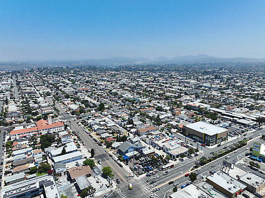 포토 JPG 해외이미지 도로 비즈니스 자동차 하늘 거리 주택 사람없음 야외 파란색 유행 미국 수확 도시 도심 캘리포니아 콘도 커뮤니티 북쪽 타운 이웃 남쪽 산티아고 조감도 힙스터 해외202309 해외포토 패션 길 육상교통 컬러 북아메리카 농업 교통시설 숙소 건물 방향 파일형식