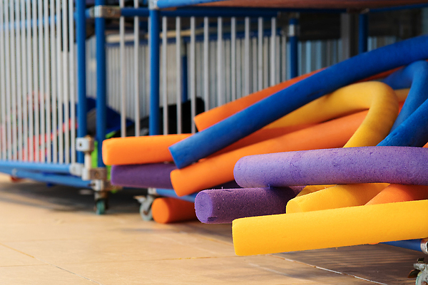 포토 JPG 해외이미지 직업 학생 라이프스타일 손 행복 스포츠 시계 컬러 운동화 부분 교실 수업 실내 건강 말하기 사람없음 물 디지털 강사 교사 수영 경쟁 시간 가르침 막대기 센터 호루라기 손목시계 속도 시작 체육관 수영선수 제비 뒤뜰 서류판 조작 집주인 초시계 캡모자 해외202309 해외포토 자연요소 모자_잡화 교육 감정 신발 컨셉 장신구 학교 모션 조류 운동선수 내부 생활 신체부위 사무용품 수상스포츠 주인 파일형식