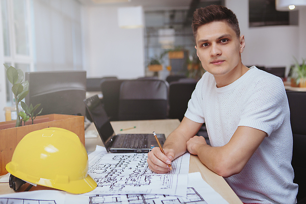 포토 JPG 해외이미지 직업 디자인 산업 종이 비즈니스 건축양식 사업가 성공 부동산 노동자 아파트 주택 아이디어 직장 창조 한명 내부 건물 도시 업무 엔지니어 수리 계획 건축가 디자이너 스케치 종업원 측정 청사진 개발 건축업자 계약자 업그레이드 프로젝트 해외202309 해외포토 1 건축물 건축 컨셉 회사 미술 사람 작업 기술자 재산 계약 파일형식