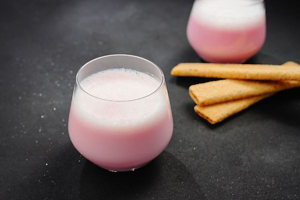 포토 JPG 해외이미지 웰빙 분홍색 사람없음 컵 유기농 건강식 라떼 비트 해외202309 해외포토 식기 커피 음식 컬러 채소 파일형식