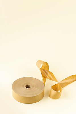 포토 JPG 해외이미지 종이 포장 사람없음 상자 갈색 서비스 친환경 생태계 롤 테이프 패키지 짐싸기 유지 내추럴 판지 어려움 카피스페이스 해외202309 해외포토 컬러 문구용품 환경 공백 파일형식